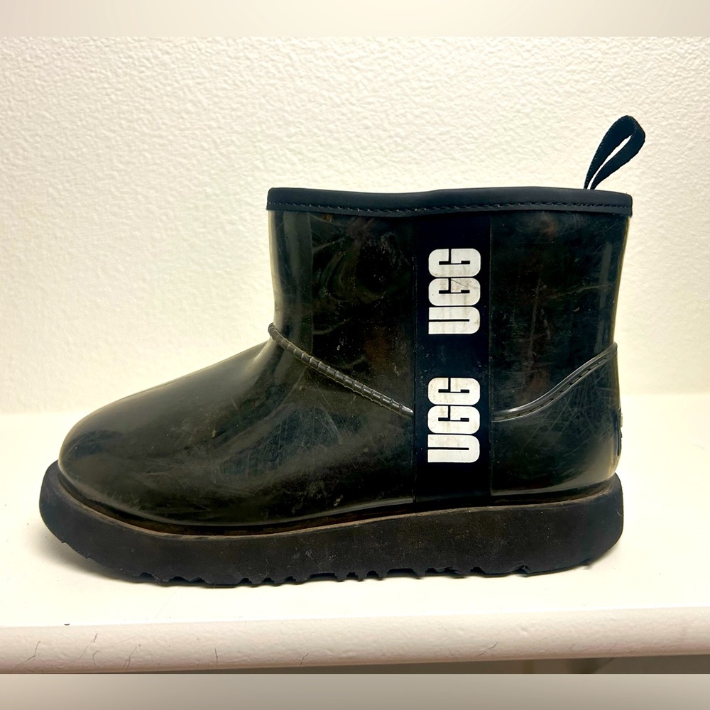 Ugg Women's Classic Clear Mini Boots Size 3 Black Waterproof Slip On